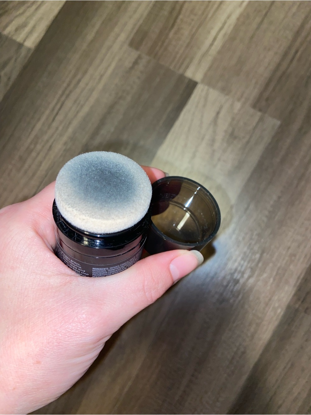 Dry Shampoo - Picture 4 of 4